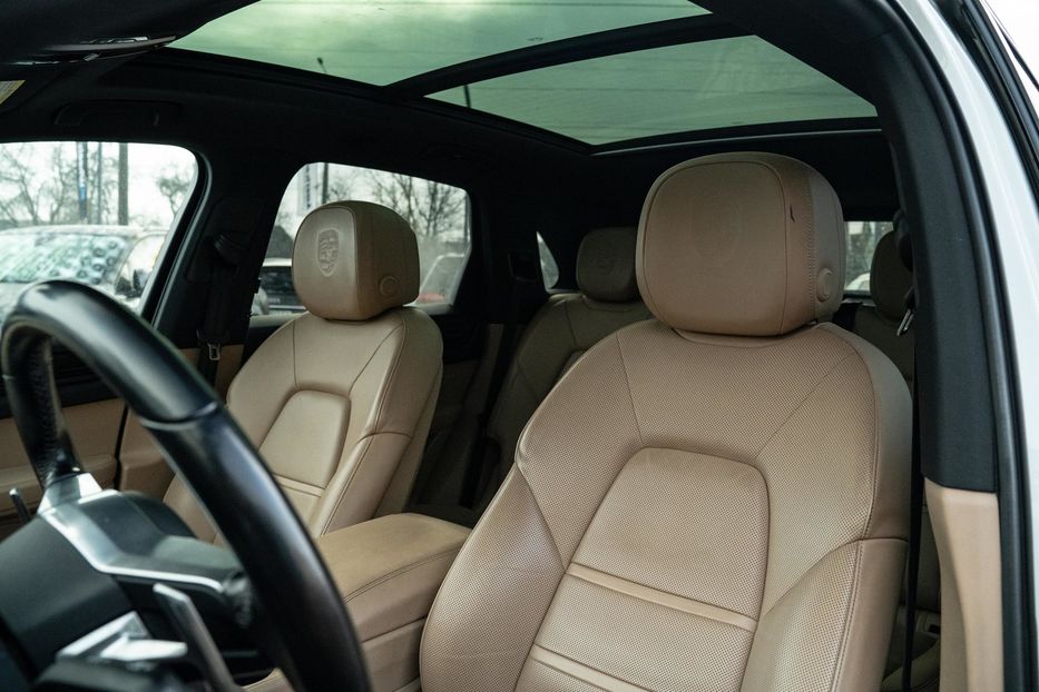 Продам Porsche Cayenne E-Hybrid PHEV 2019 года в Черновцах