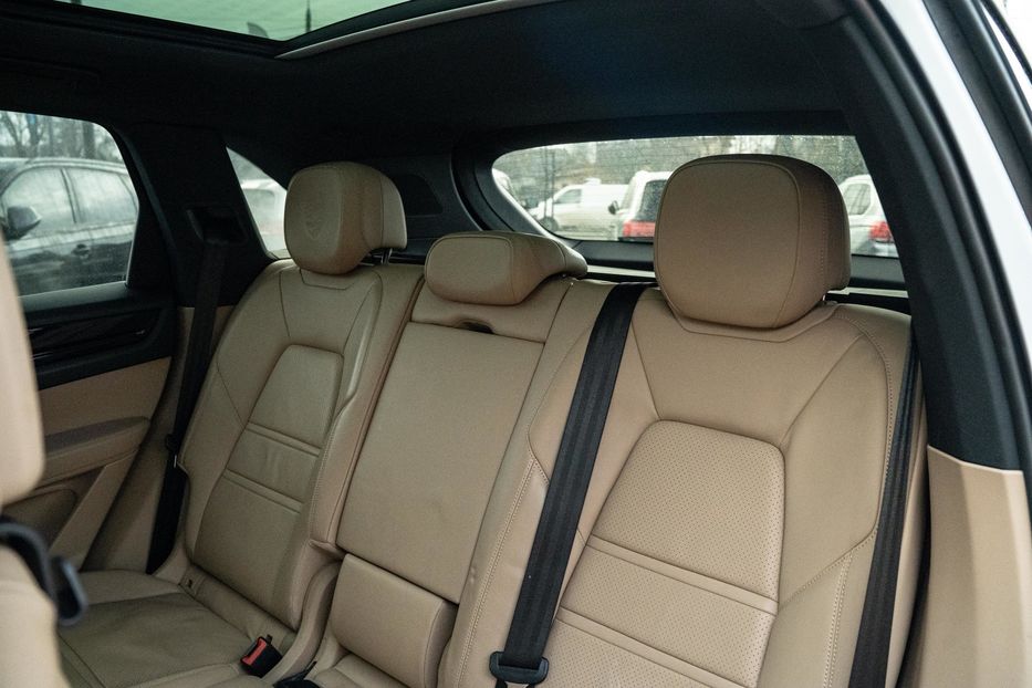 Продам Porsche Cayenne E-Hybrid PHEV 2019 года в Черновцах