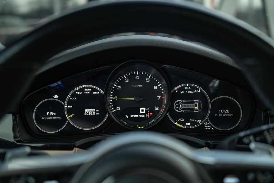 Продам Porsche Cayenne E-Hybrid PHEV 2019 года в Черновцах