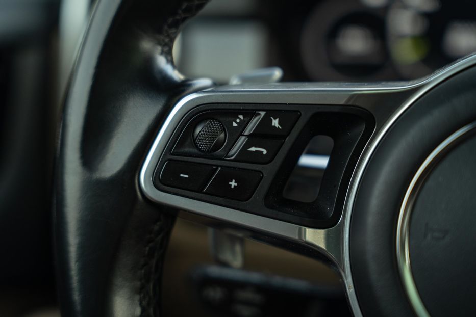 Продам Porsche Cayenne E-Hybrid PHEV 2019 года в Черновцах