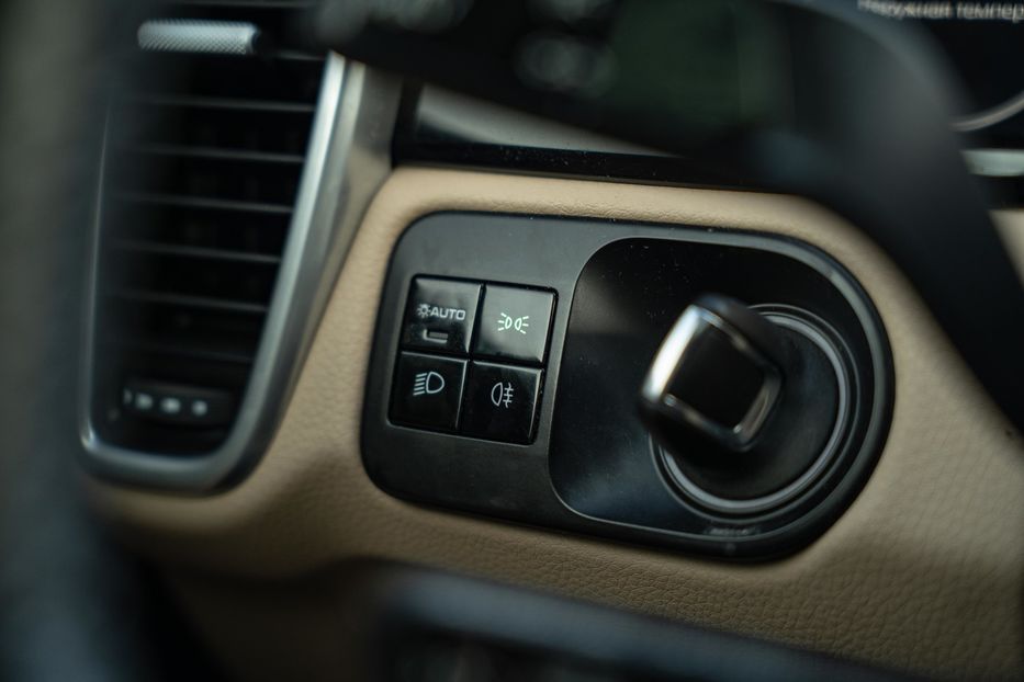 Продам Porsche Cayenne E-Hybrid PHEV 2019 года в Черновцах