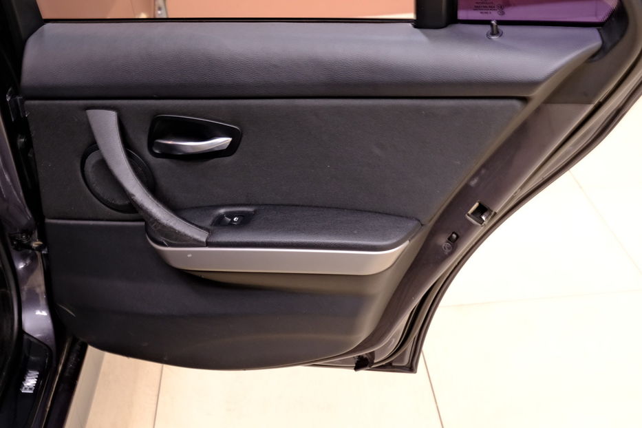 Продам BMW 320 d 2007 года в Одессе