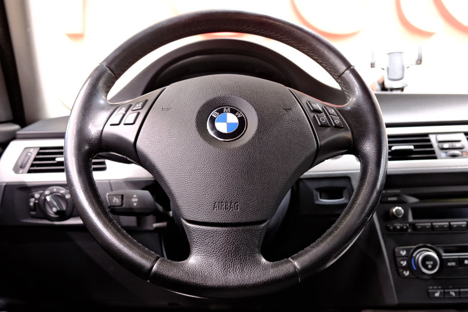 Продам BMW 320 d 2007 года в Одессе
