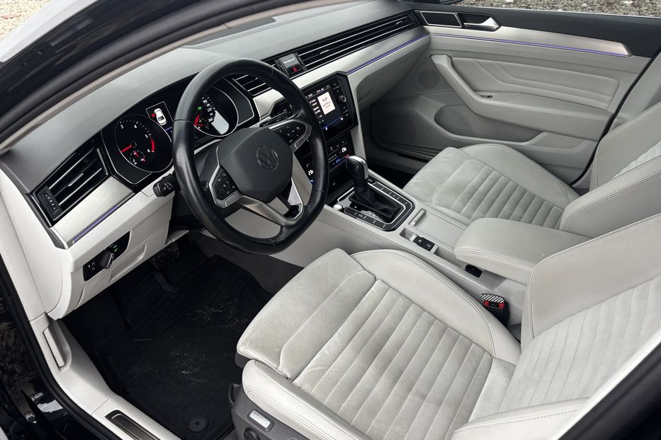 Продам Volkswagen Passat B8 147 кВт. 2021 года в Львове