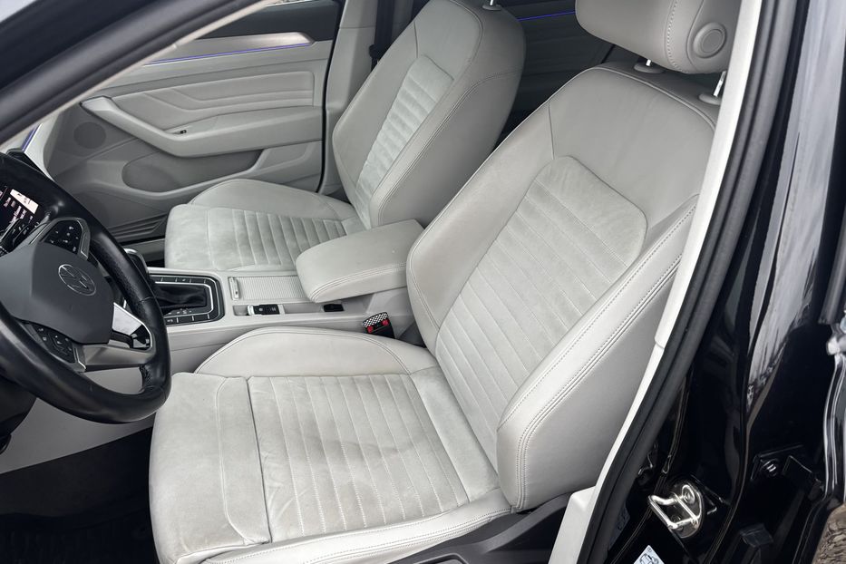 Продам Volkswagen Passat B8 147 кВт. 2021 года в Львове