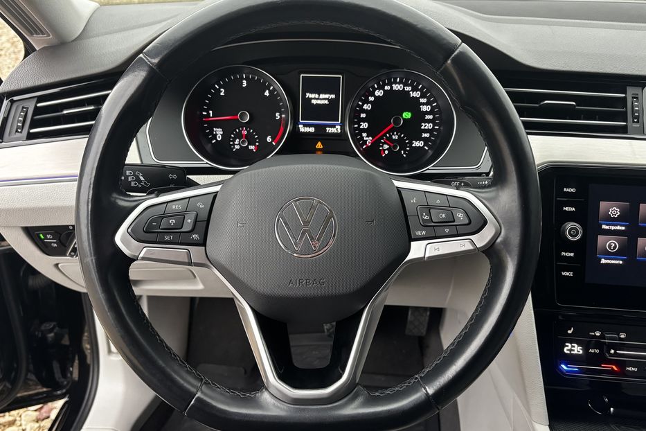 Продам Volkswagen Passat B8 147 кВт. 2021 года в Львове