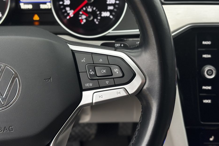 Продам Volkswagen Passat B8 147 кВт. 2021 года в Львове