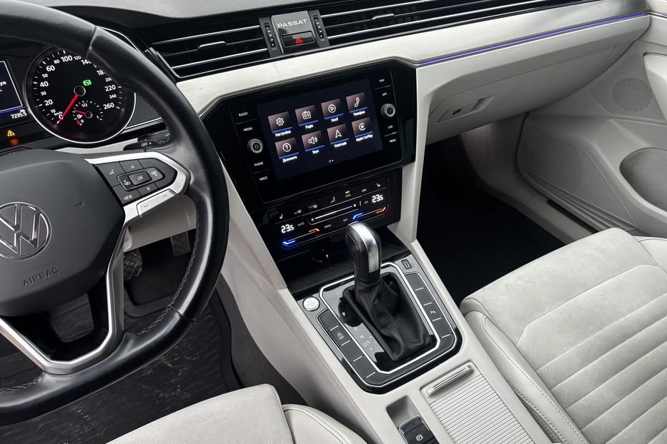 Продам Volkswagen Passat B8 147 кВт. 2021 года в Львове