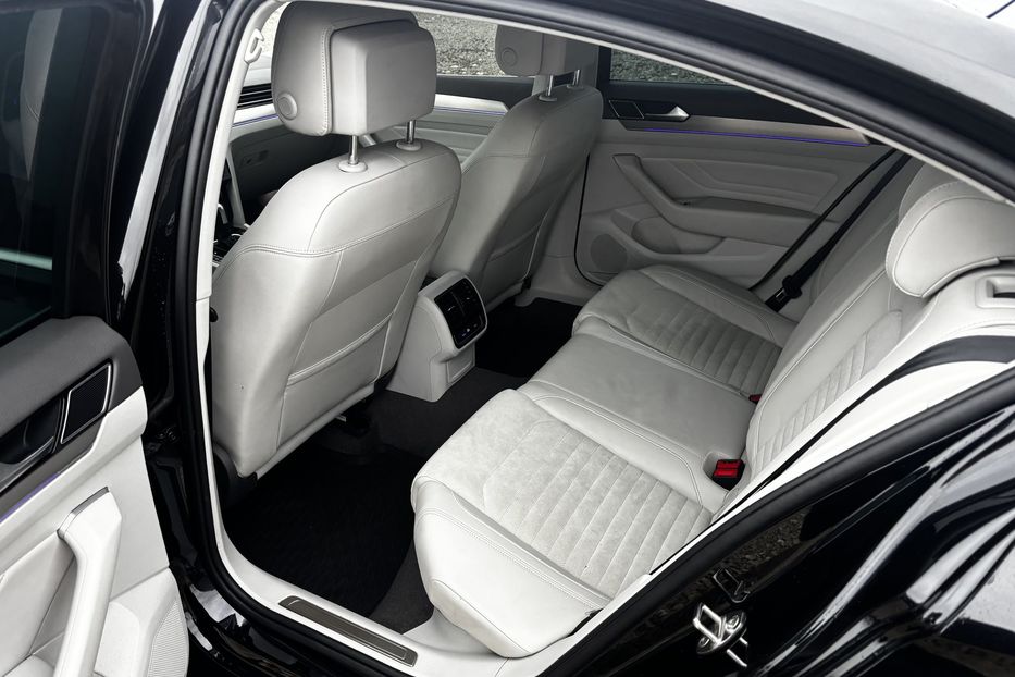 Продам Volkswagen Passat B8 147 кВт. 2021 года в Львове