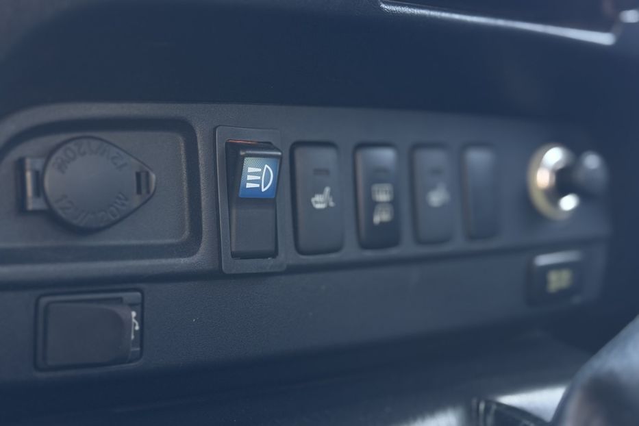 Продам Toyota Hilux (COMIS) 4x4 2014 года в г. Умань, Черкасская область