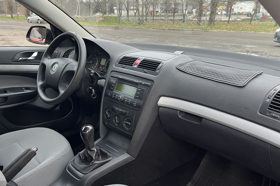 Продам Skoda Octavia A5 2006 года в Николаеве