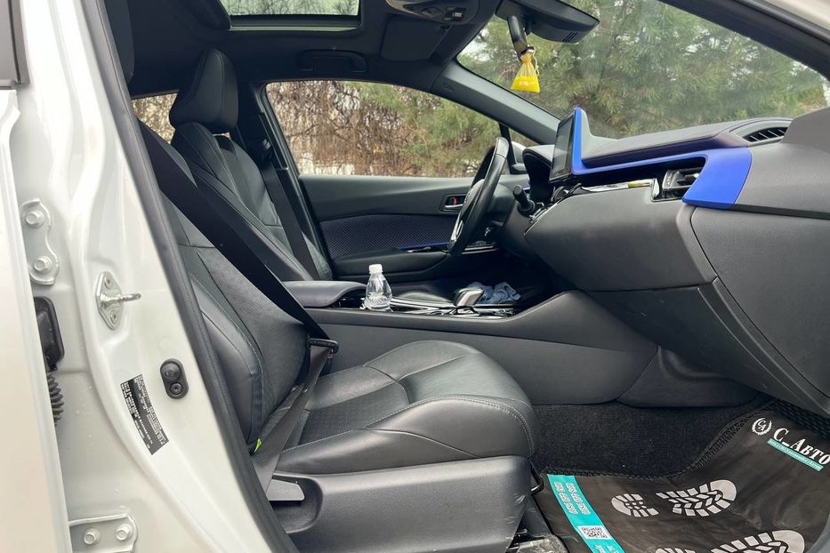 Продам Toyota F Izoa 2022 года в Черновцах