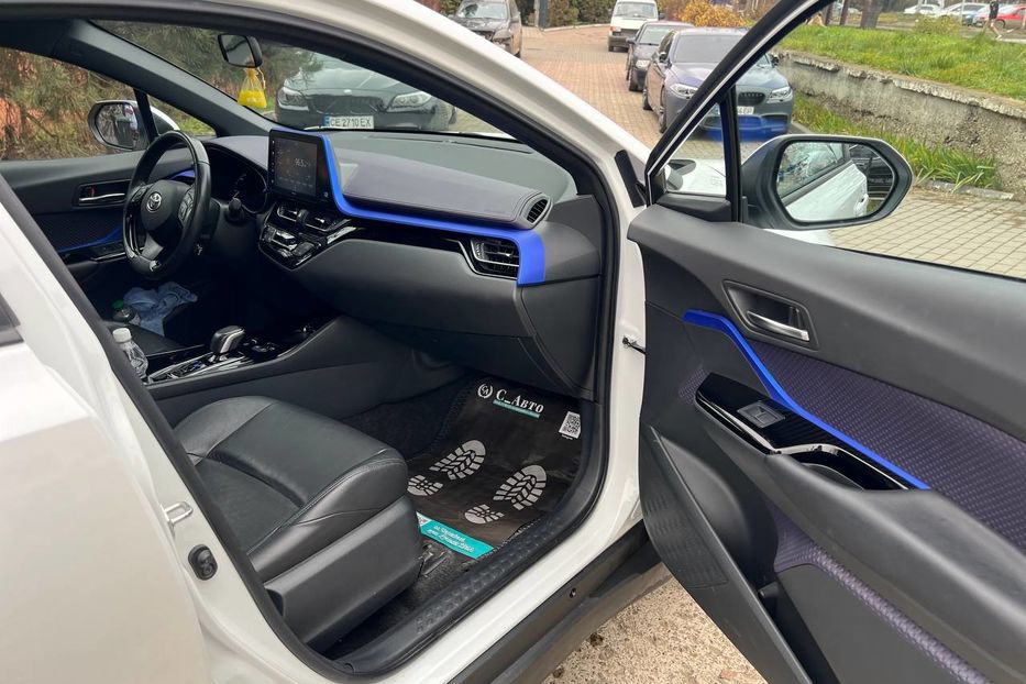 Продам Toyota F Izoa 2022 года в Черновцах