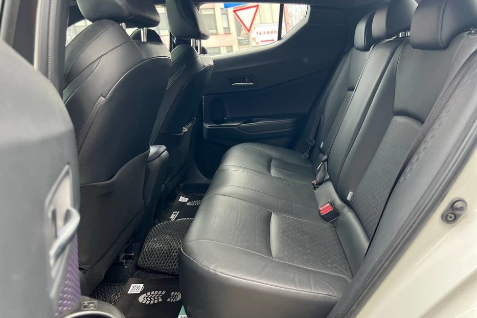 Продам Toyota F Izoa 2022 года в Черновцах