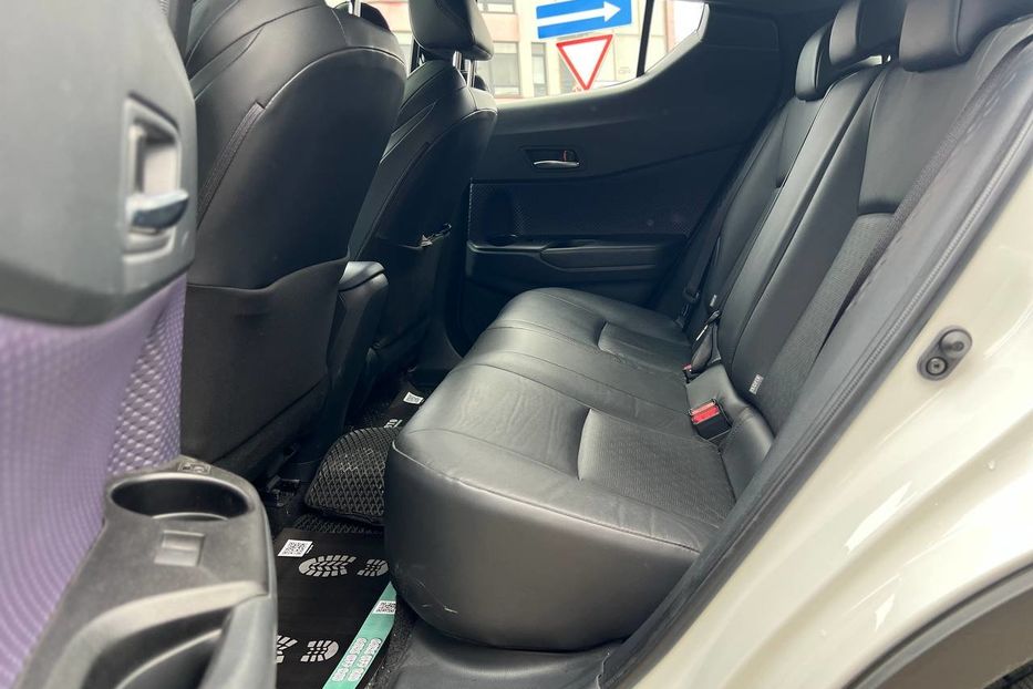 Продам Toyota F Izoa 2022 года в Черновцах