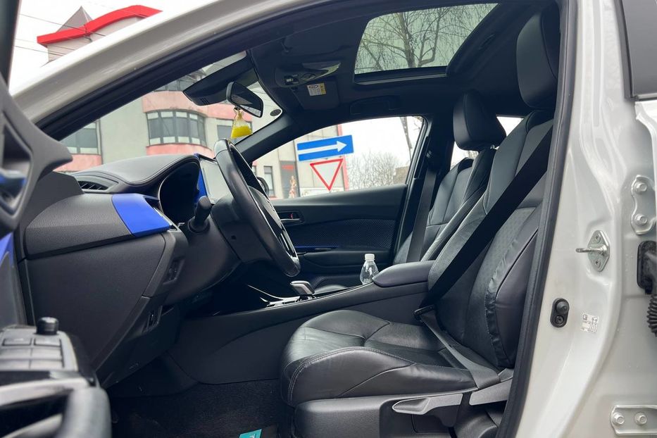 Продам Toyota F Izoa 2022 года в Черновцах