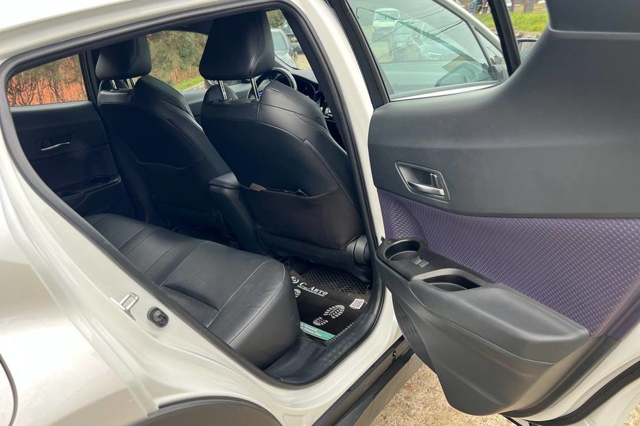 Продам Toyota F Izoa 2022 года в Черновцах