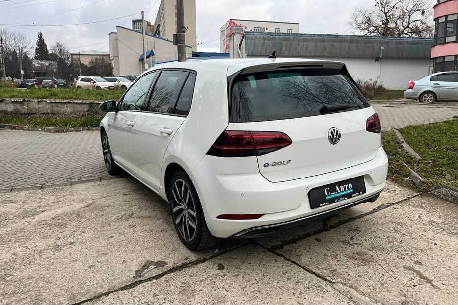Продам Volkswagen e-Golf 2020 года в Черновцах