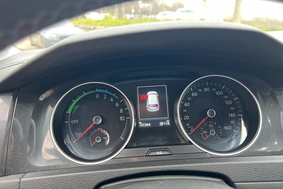 Продам Volkswagen e-Golf 2020 года в Черновцах