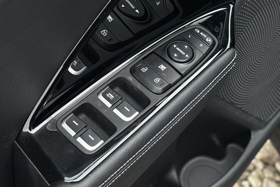 Продам Kia Niro 64 KW авто у Львові  2021 года в Львове