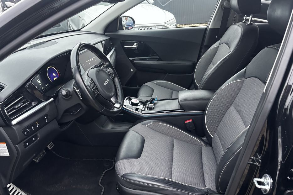Продам Kia Niro 64 KW авто у Львові  2021 года в Львове