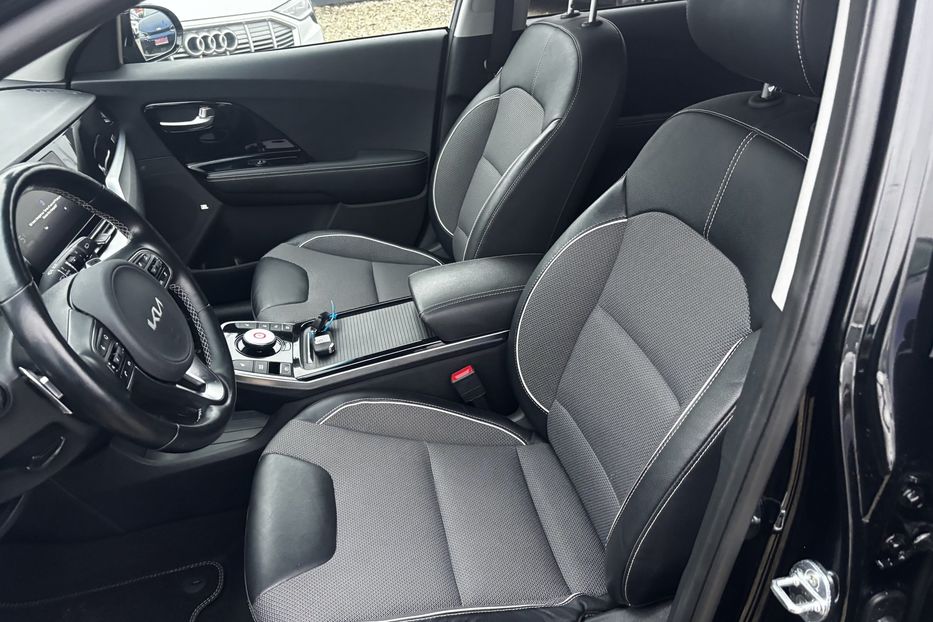 Продам Kia Niro 64 KW авто у Львові  2021 года в Львове