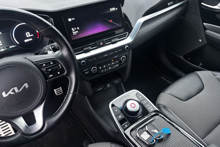 Продам Kia Niro 64 KW авто у Львові  2021 года в Львове