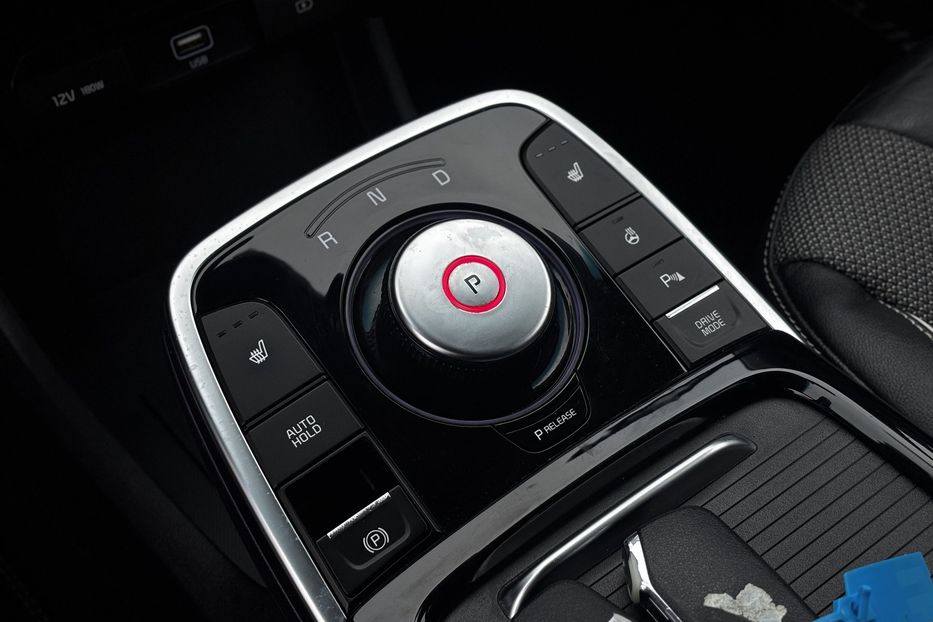 Продам Kia Niro 64 KW авто у Львові  2021 года в Львове