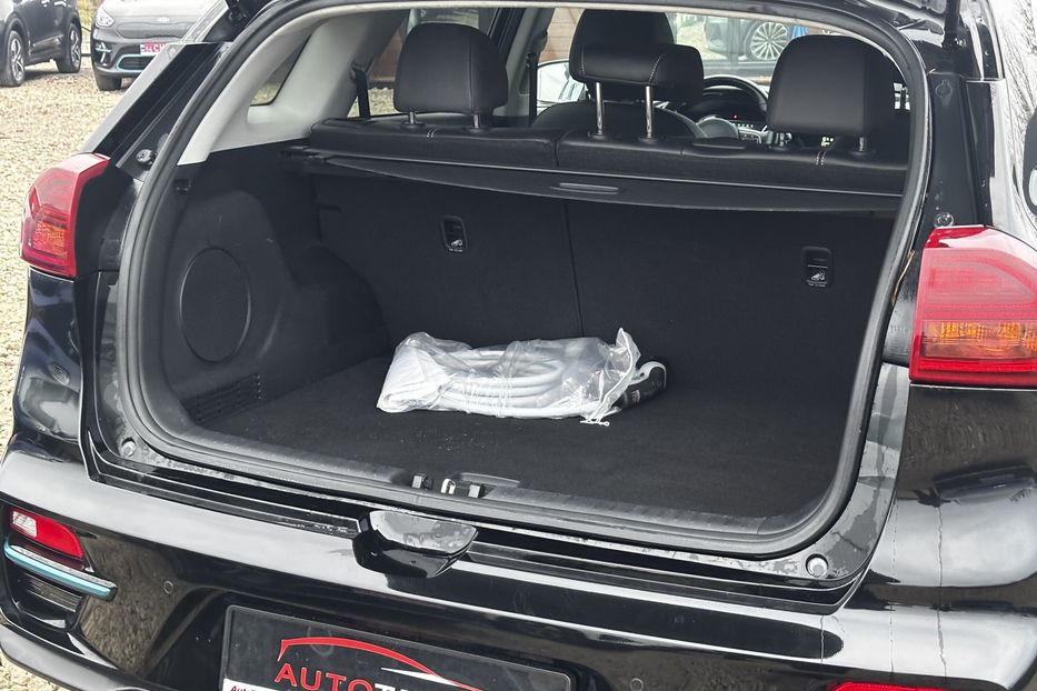 Продам Kia Niro 64 KW авто у Львові  2021 года в Львове