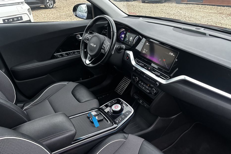 Продам Kia Niro 64 KW авто у Львові  2021 года в Львове