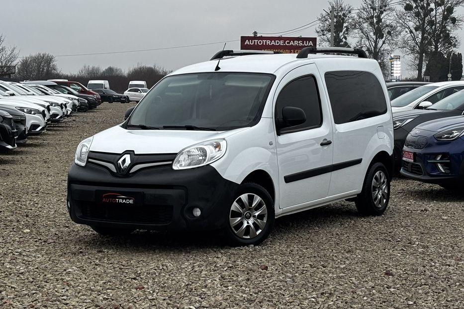 Продам Renault Kangoo пасс. 2020 года в Львове