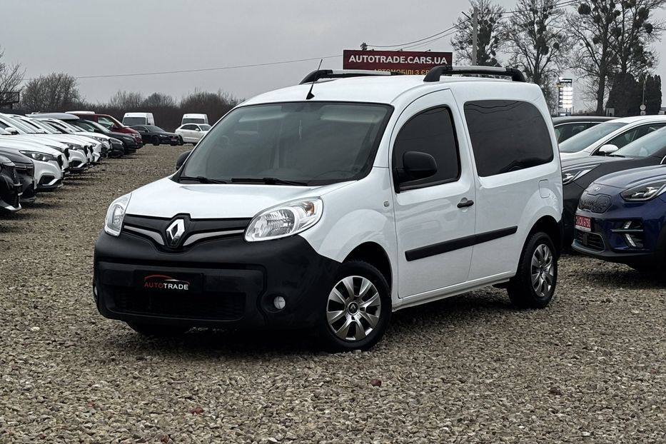 Продам Renault Kangoo пасс. 2020 года в Львове