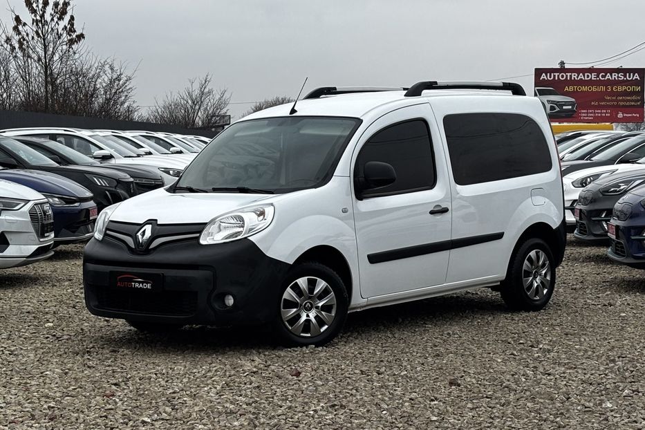 Продам Renault Kangoo пасс. 2020 года в Львове