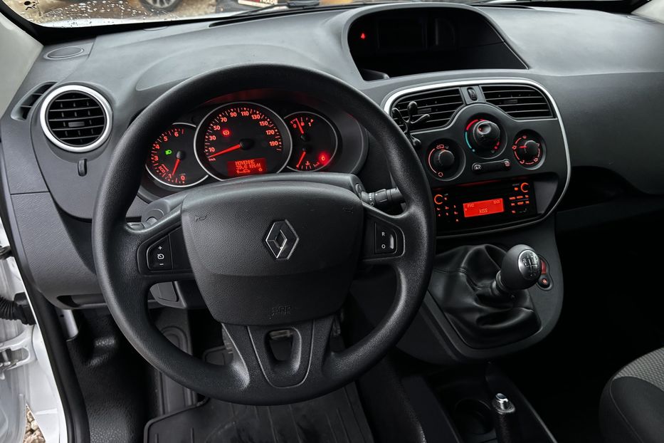 Продам Renault Kangoo пасс. 2020 года в Львове