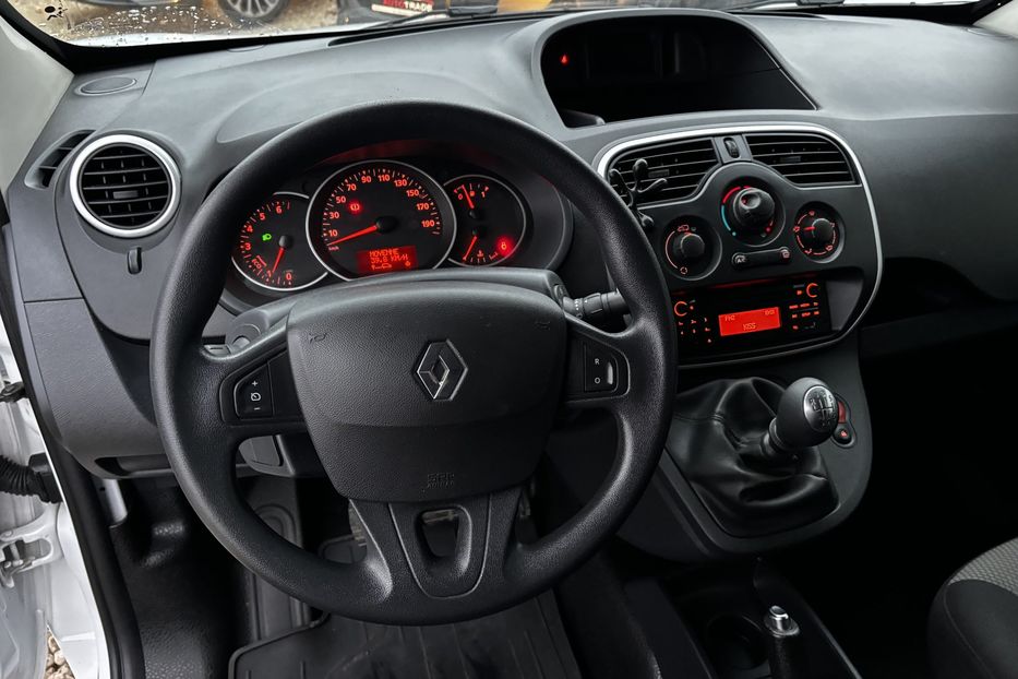 Продам Renault Kangoo пасс. 2020 года в Львове