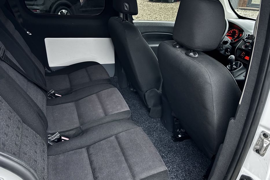 Продам Renault Kangoo пасс. 2020 года в Львове