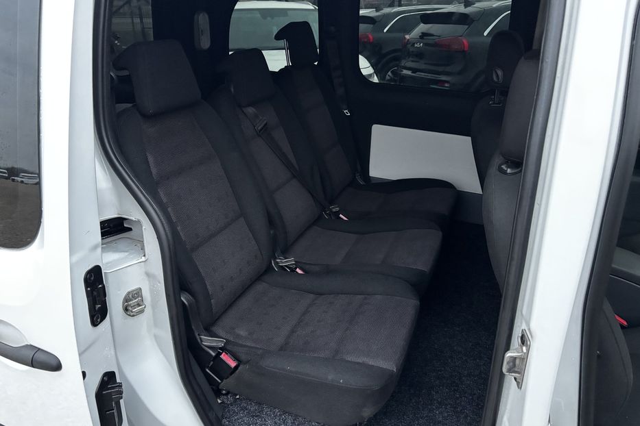 Продам Renault Kangoo пасс. 2020 года в Львове