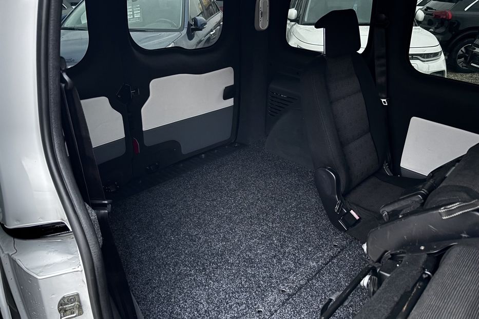 Продам Renault Kangoo пасс. 2020 года в Львове