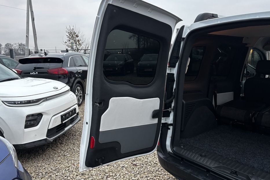 Продам Renault Kangoo пасс. 2020 года в Львове