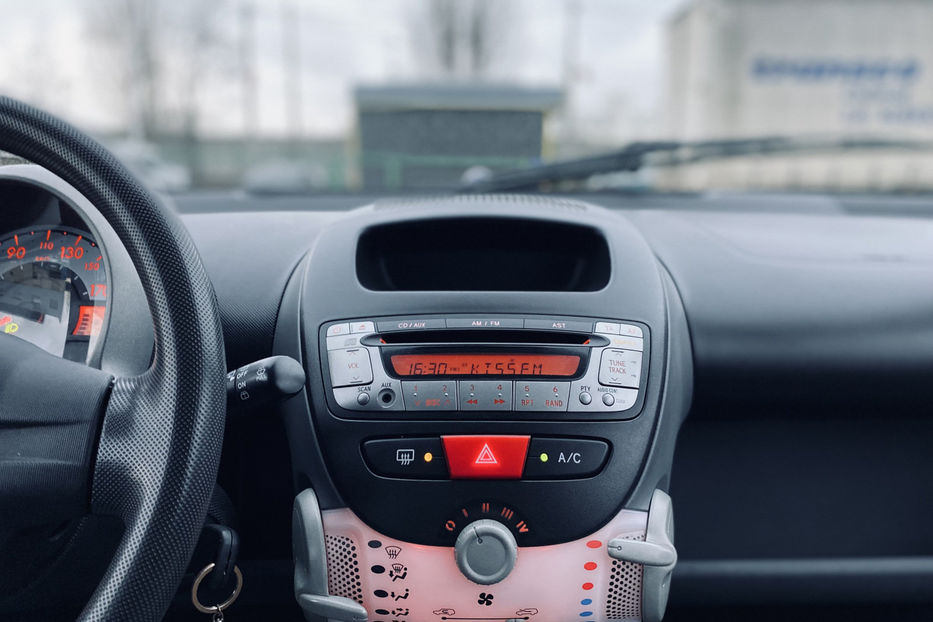 Продам Citroen C1 3d 1.0 AT (68 к.с) 2011 года в Киеве