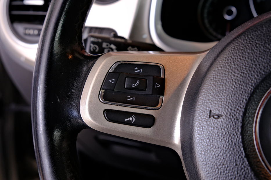 Продам Volkswagen Beetle Cabriolet 2013 года в Одессе