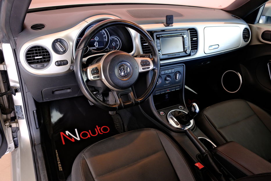 Продам Volkswagen Beetle Cabriolet 2013 года в Одессе