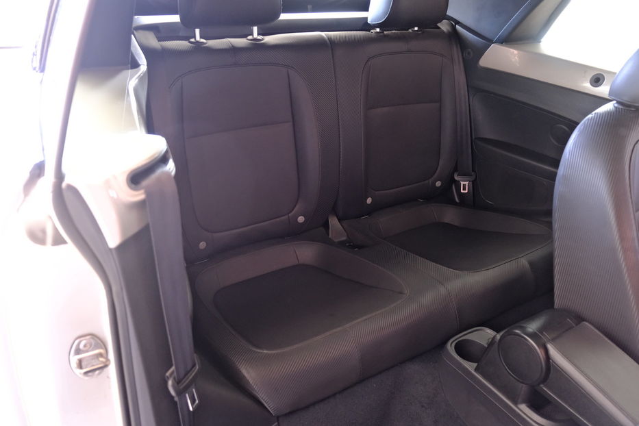 Продам Volkswagen Beetle Cabriolet 2013 года в Одессе