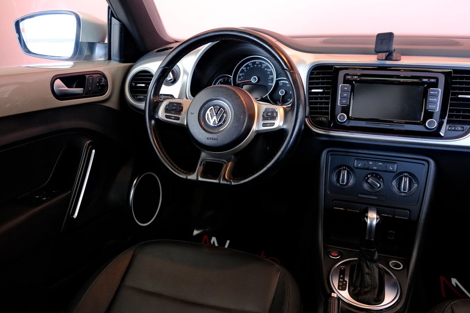 Продам Volkswagen Beetle Cabriolet 2013 года в Одессе