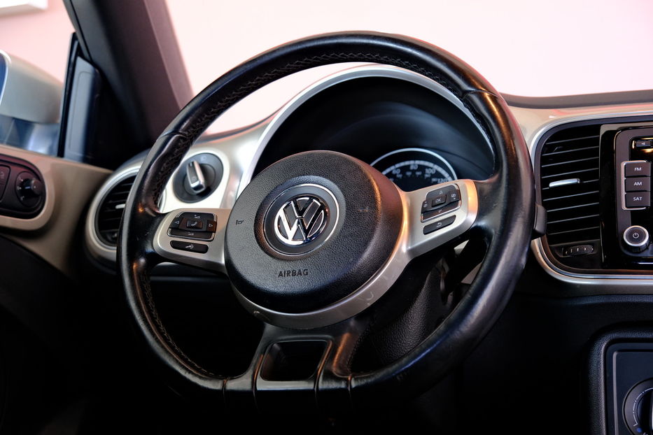 Продам Volkswagen Beetle Cabriolet 2013 года в Одессе