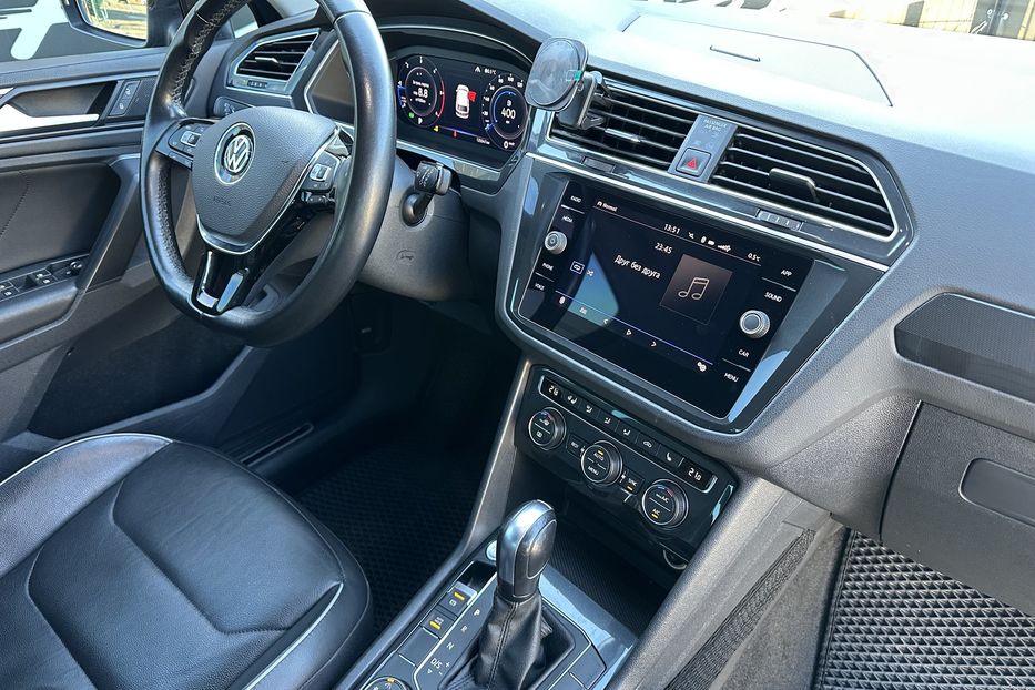 Продам Volkswagen Tiguan TDI 4Motion 2020 года в Киеве