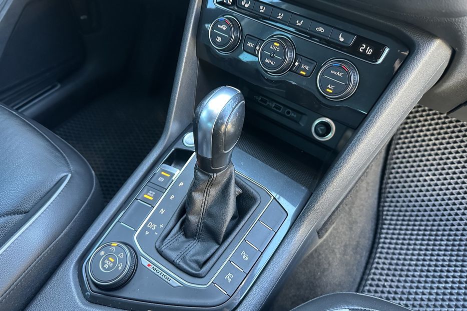 Продам Volkswagen Tiguan TDI 4Motion 2020 года в Киеве