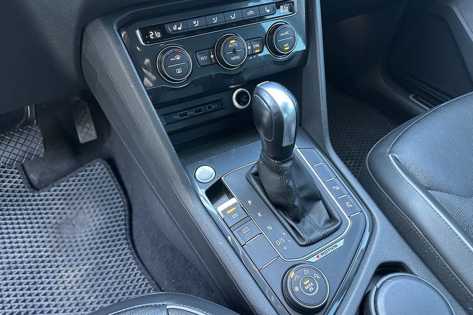 Продам Volkswagen Tiguan TDI 4Motion 2020 года в Киеве