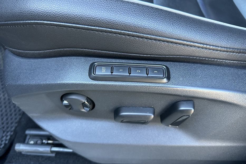 Продам Volkswagen Tiguan TDI 4Motion 2020 года в Киеве