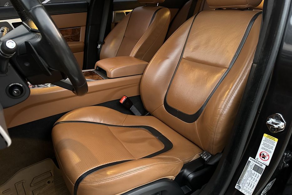 Продам Jaguar XF V6 AWD  2014 года в Киеве